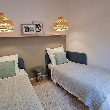 Ferienwohnung Mit 180° Meerblick Dobrec Bagian luar foto