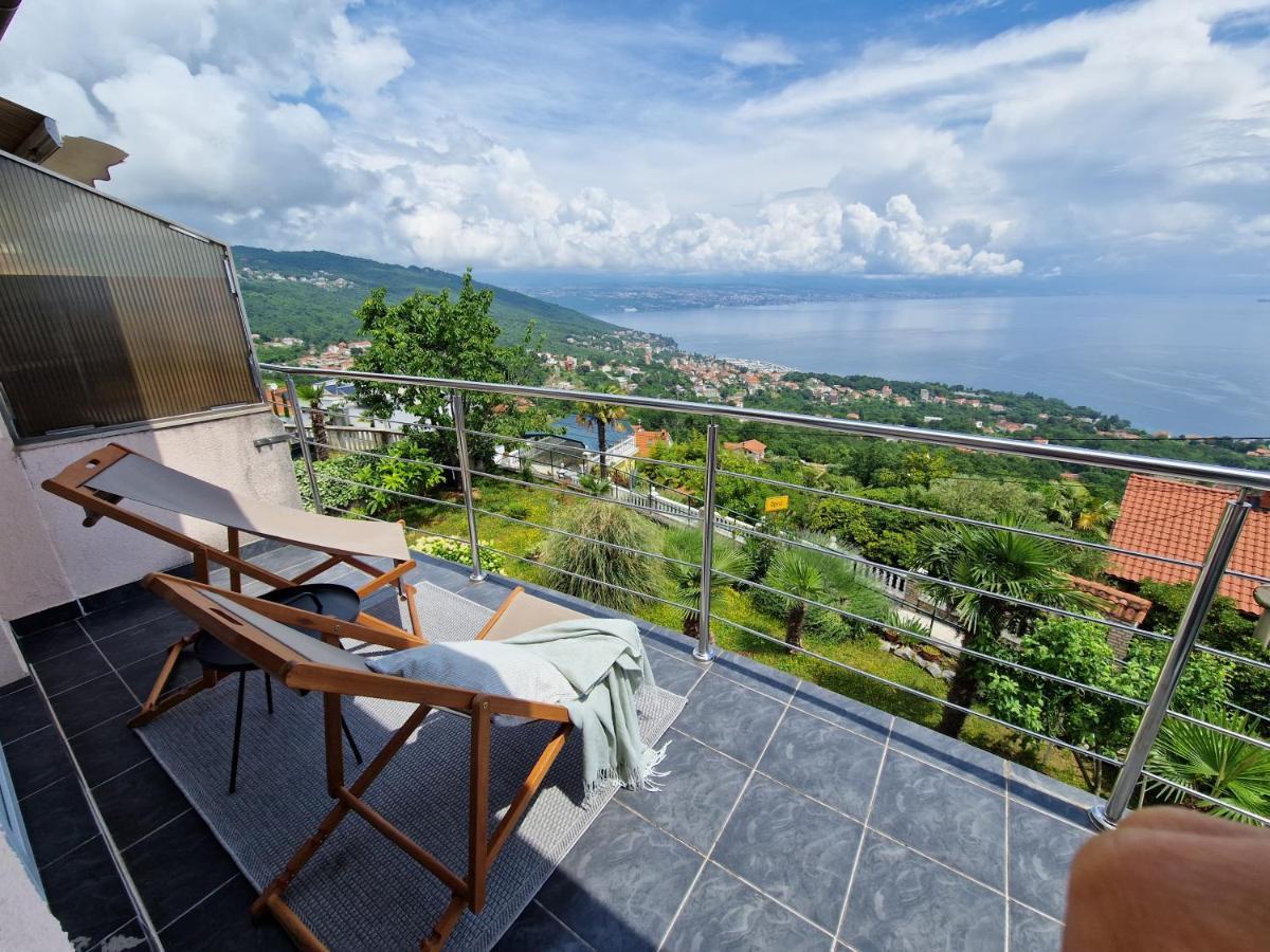 Ferienwohnung Mit 180° Meerblick Dobrec Bagian luar foto